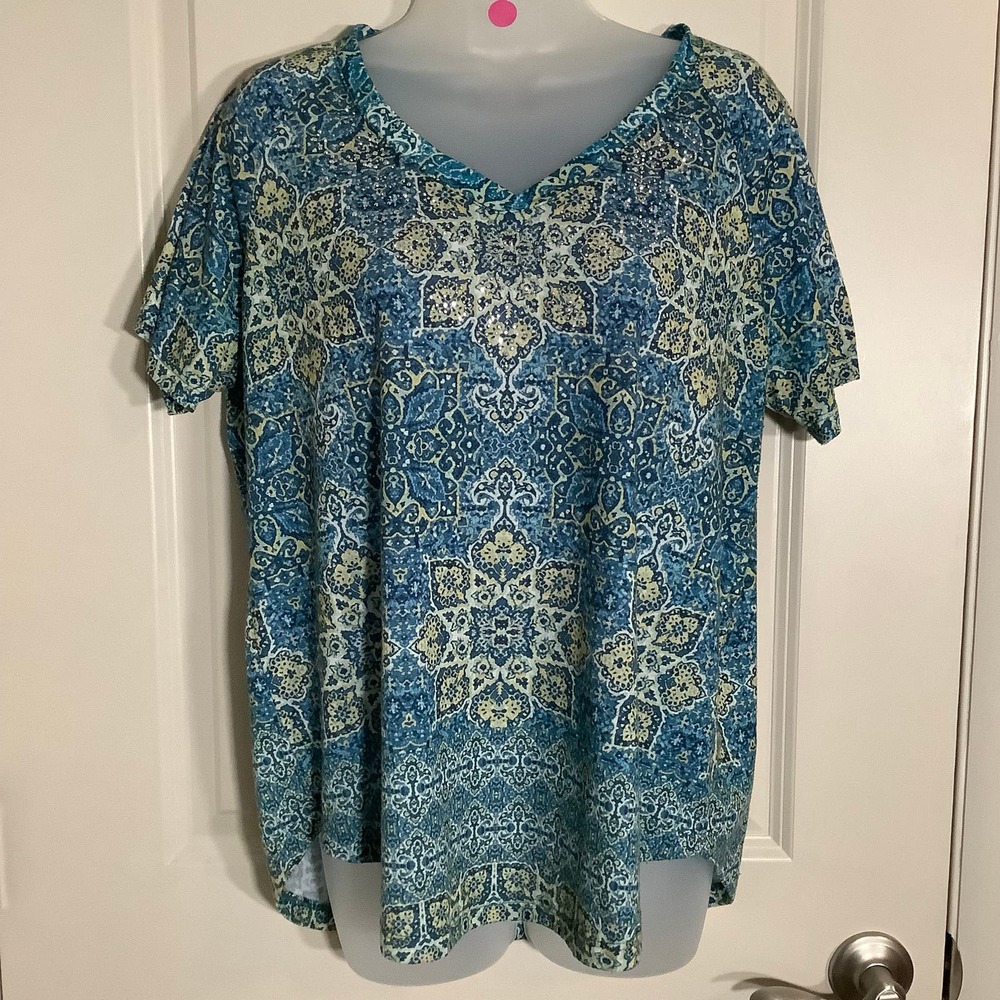 Gloria Vanderbilt T Shirt Size Petite Large Rhinestone Detail V Neck